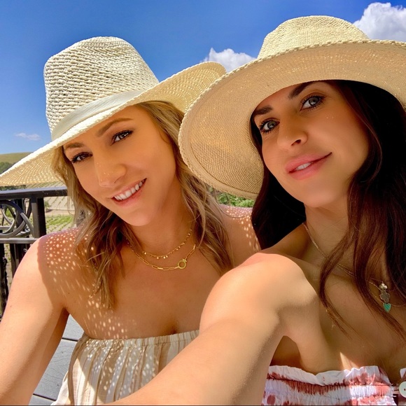 | yay for sisterhood 🤍 | - Picture 3 of 8